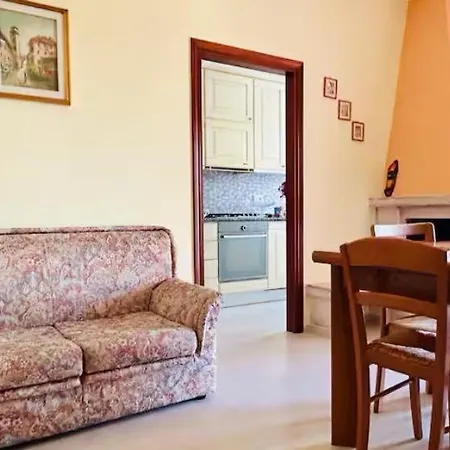 Gallo Rosso Apartamento
